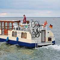 Für Bewegung zwischendurch, zum Brötchen holen
oder einen Ausflug an Land: Fahrräder kommen als
Deckslast an Bord.